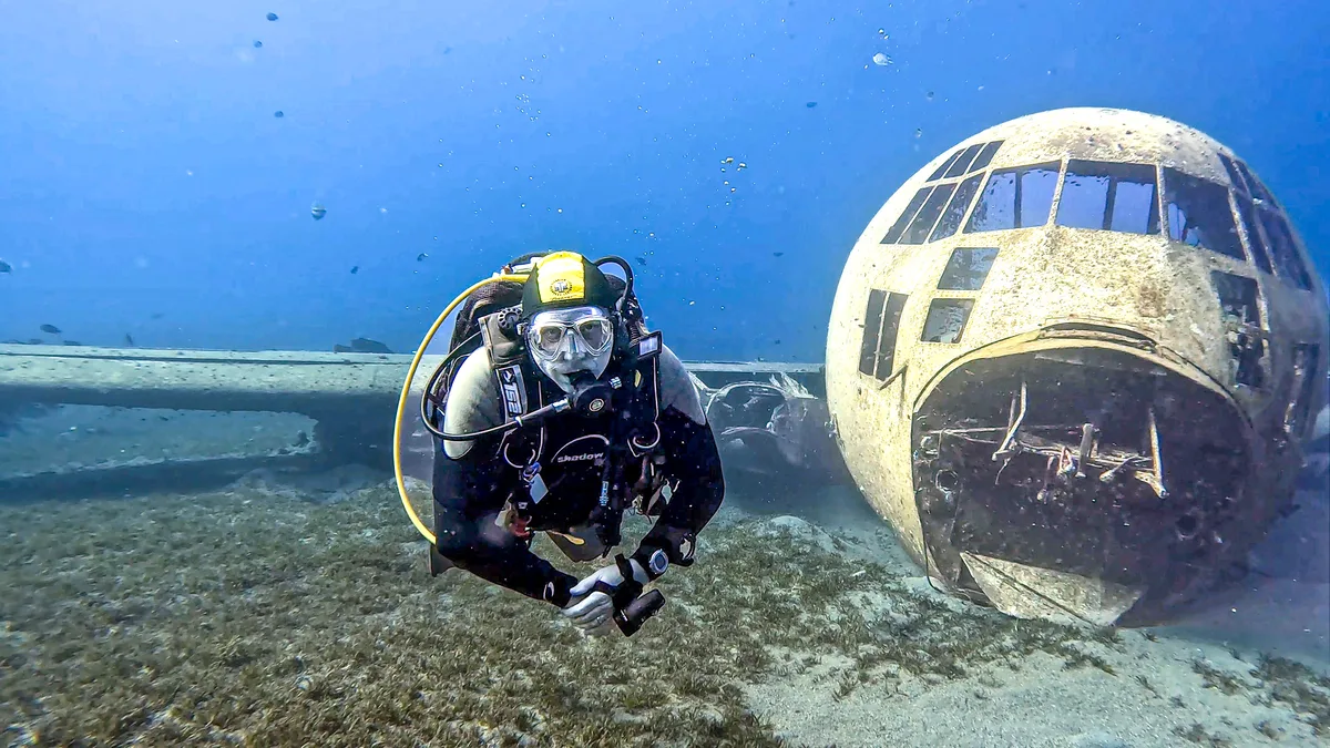 Andrew Grundy diving beside the Tristar Jet aircraft wreck in Aqaba, Jordan